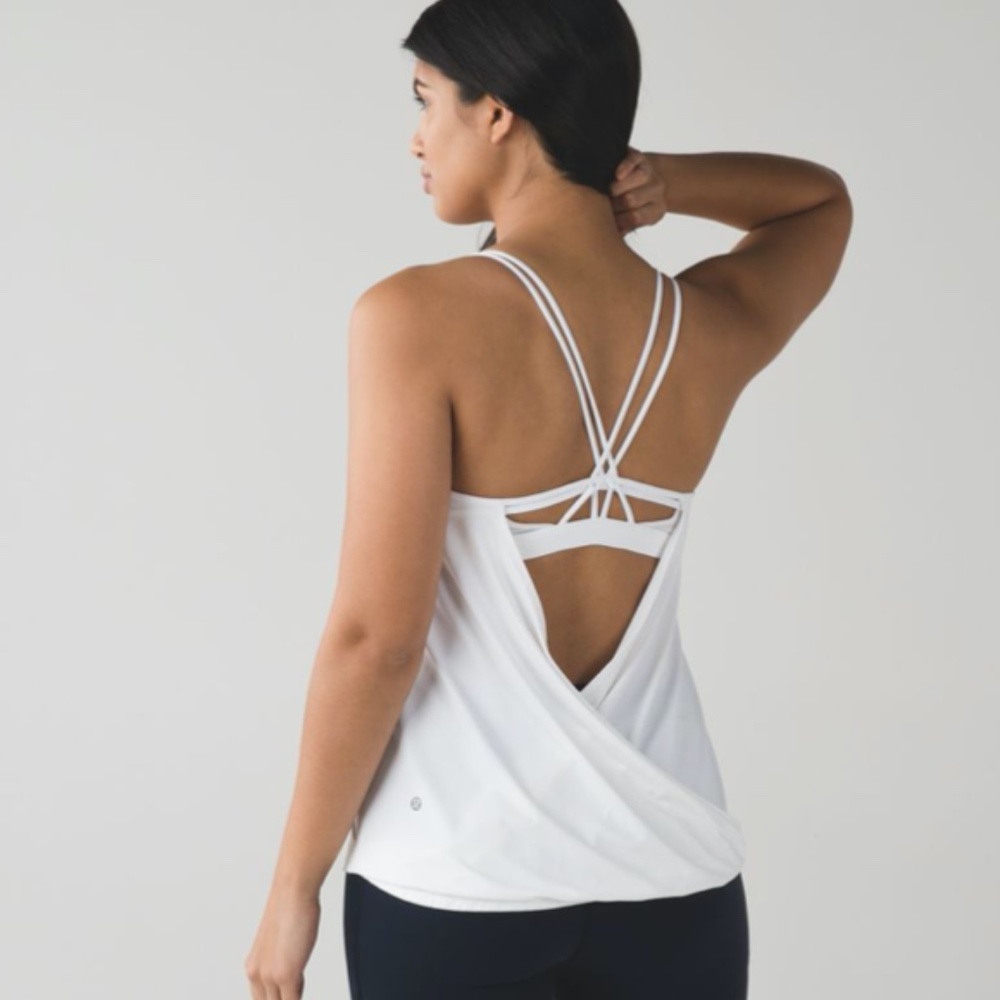 Lululemon Make A Move Tank 🍋 - Picture 2 of 12